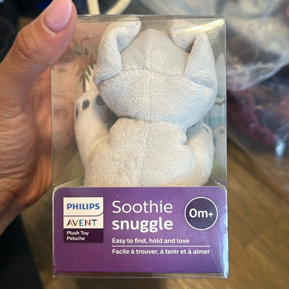 NIB Philips Avent Soothie Snuggle Baby’s First Friend